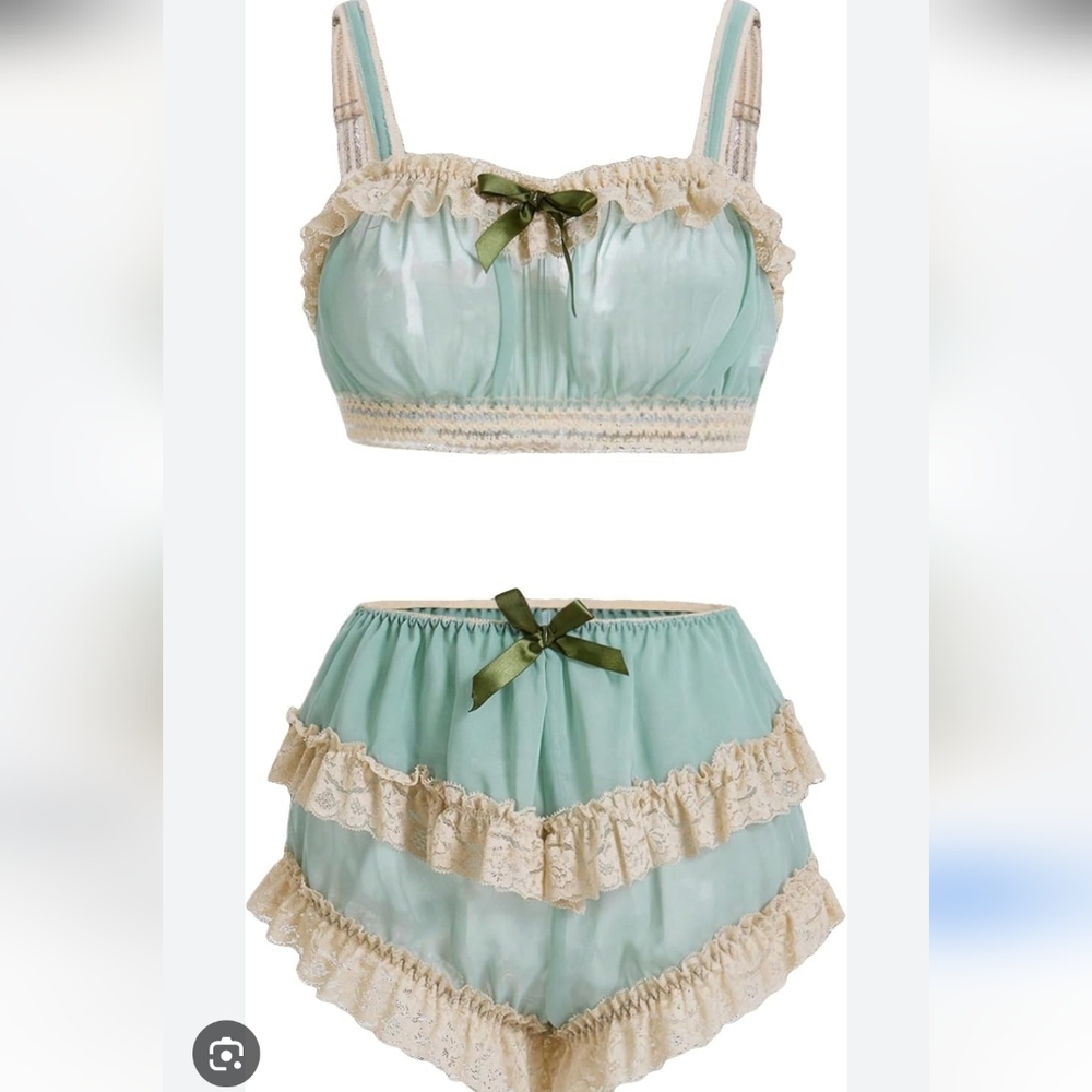 NWT Elegant Blue and Cream Lace Lingerie Set